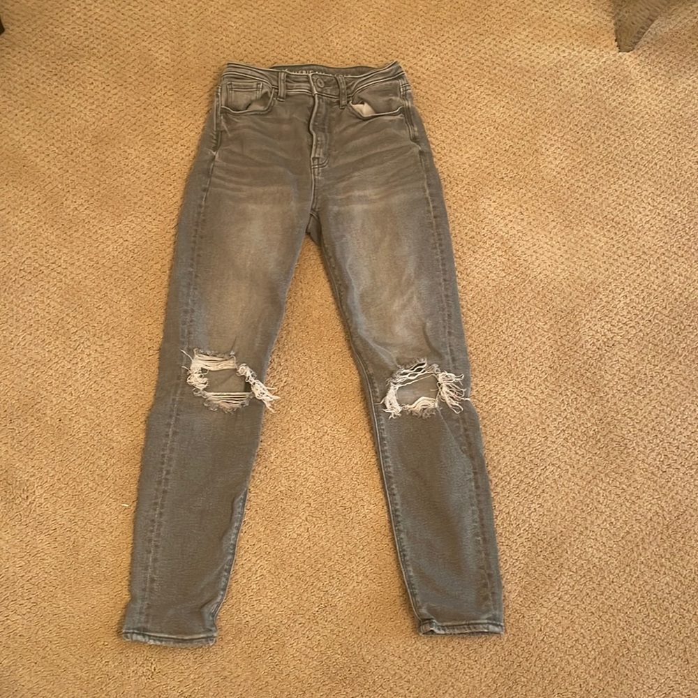 american eagle mom jeans